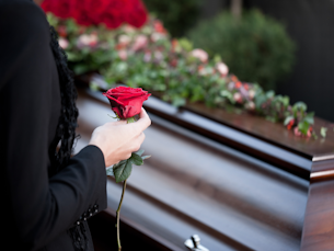 Breaking Down the Costs: Direct Cremation vs. Traditional Funerals