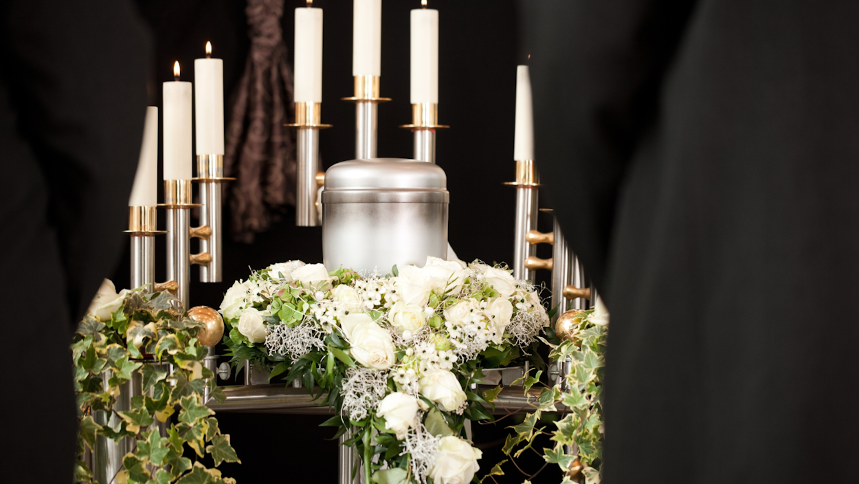 How much do cremations cost in the UK?